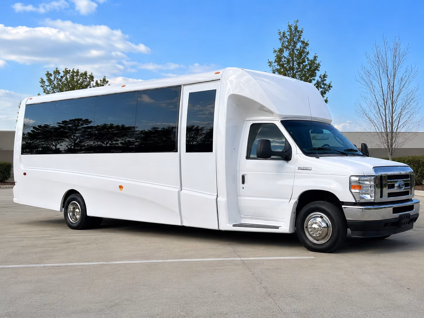 corporate airport transfer buses to and from mco