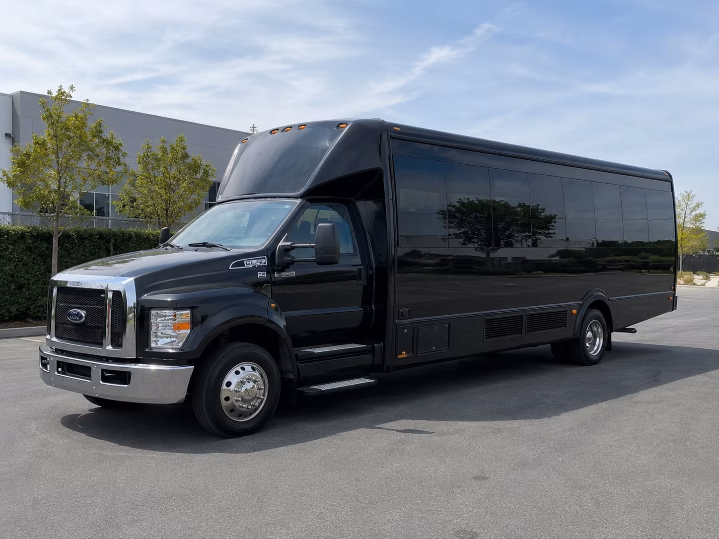 how is a bus rental actually priced in orlando is it by the hour by the mile or something else