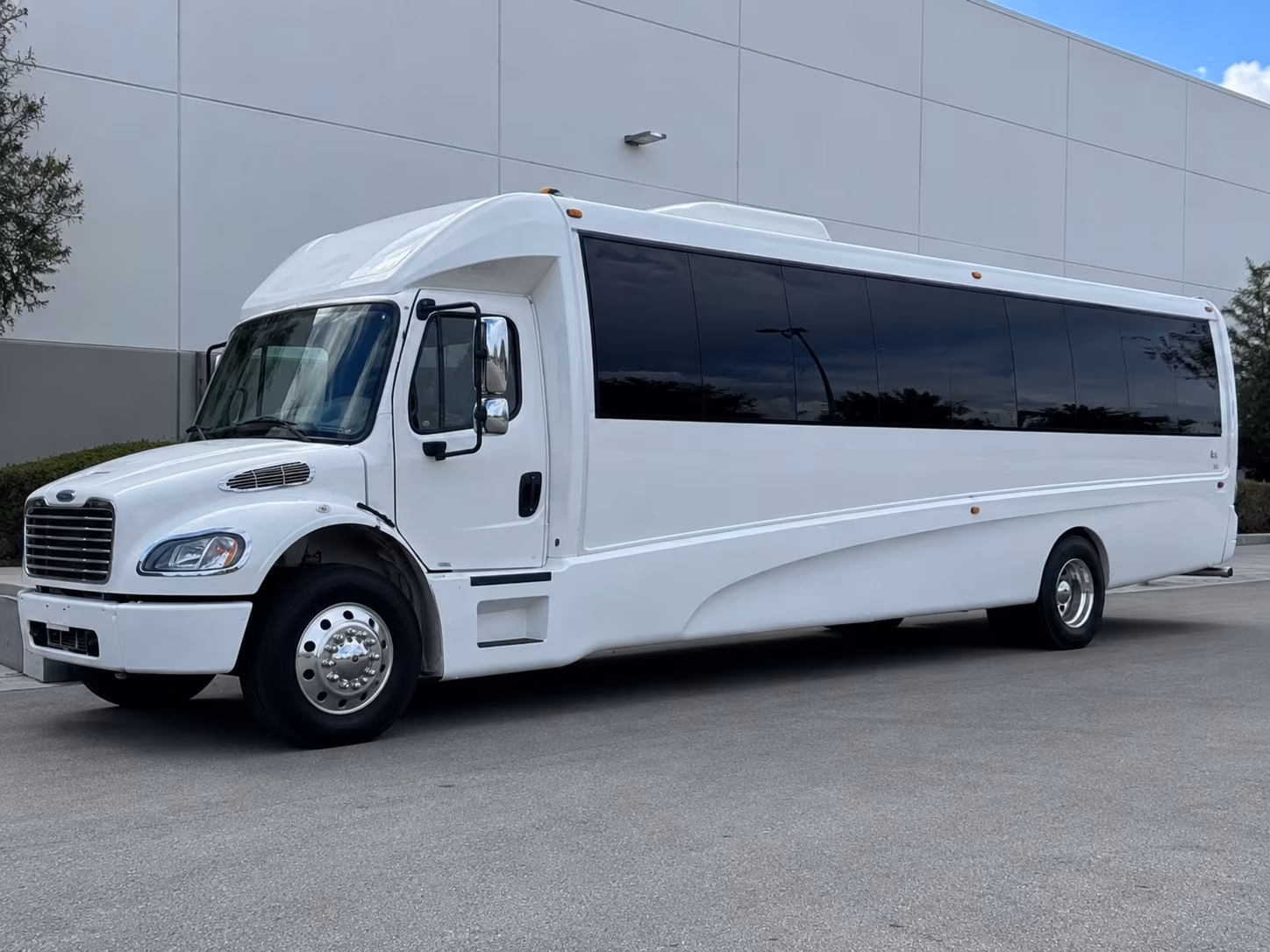 party bus rentals for orlando high school proms