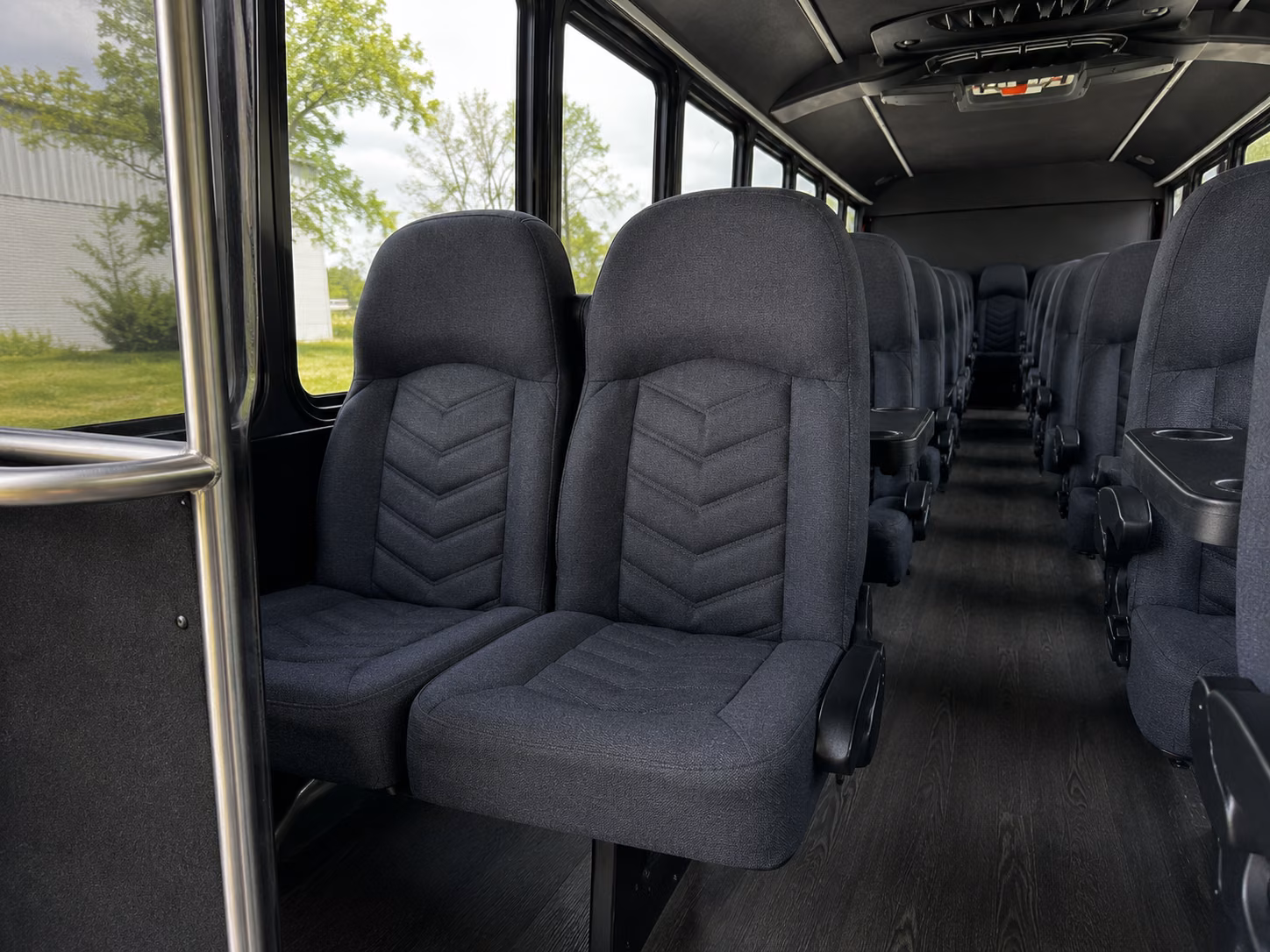 rent a bus to orlando magic basketball games at kia center
